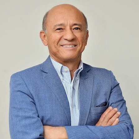 Lívio Luciano em retrato oficial